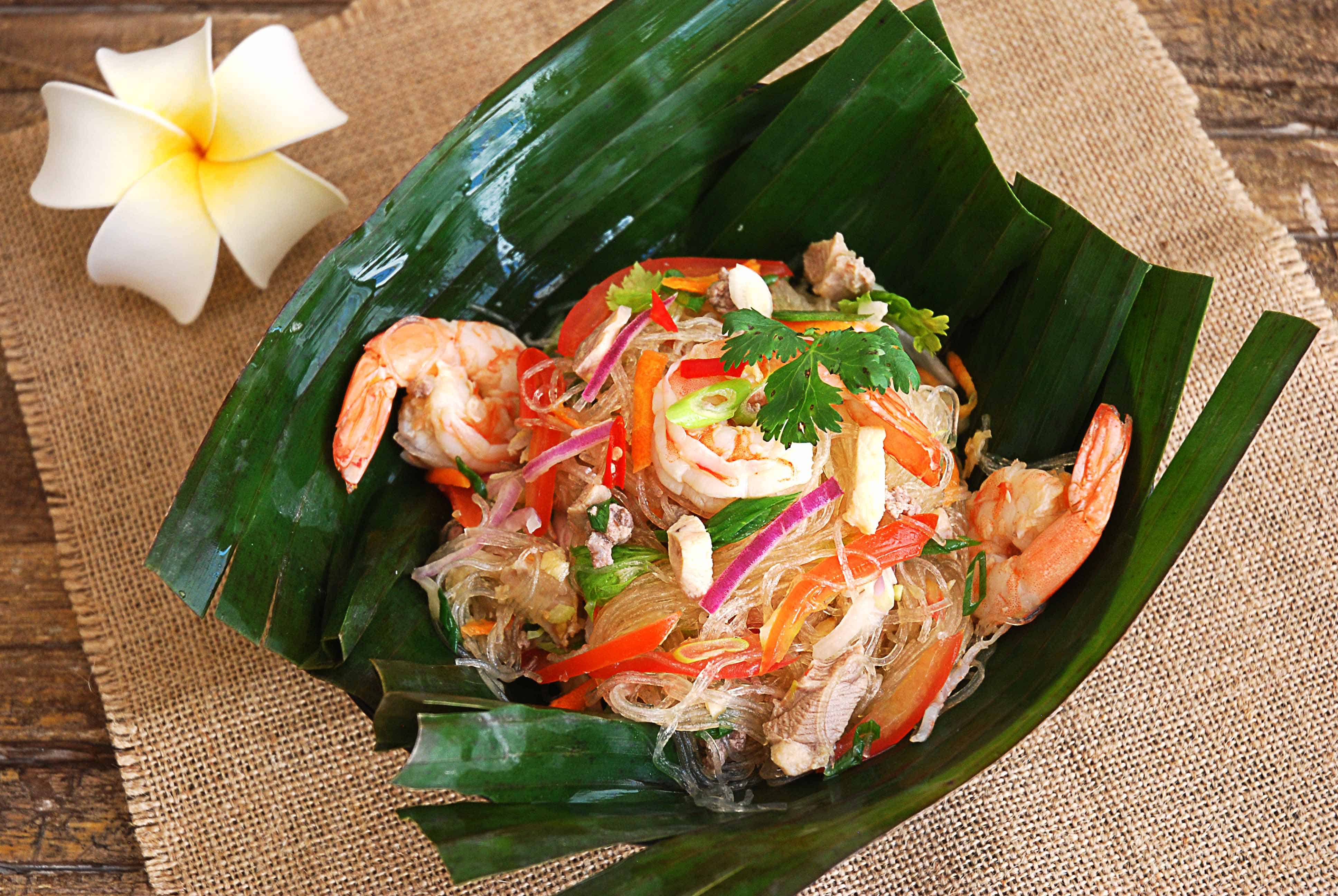 ensalada de fideos tailandesa